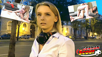 Mladá Německá Modelka Zkoumá Svou Sexualitu Velkým Penisem