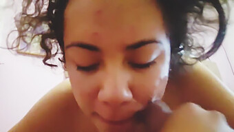 Strakke Latina Babe Krijgt Een Facial In Hd