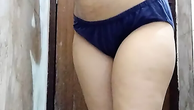 Pareja India Amateur Explora Su Tabú De Incesto Y Fetiche Con Videos Caseros