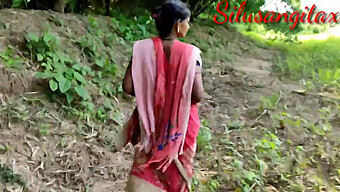 Mature Indian Housewife Enjoys Outdoor Sex