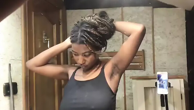 African Wife Gets Dirty In The Shower