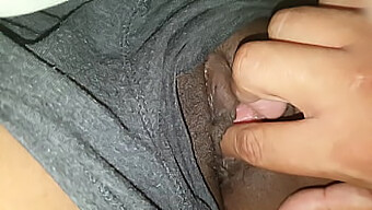 Sweet Black Pussy: Amateur Homemade Video